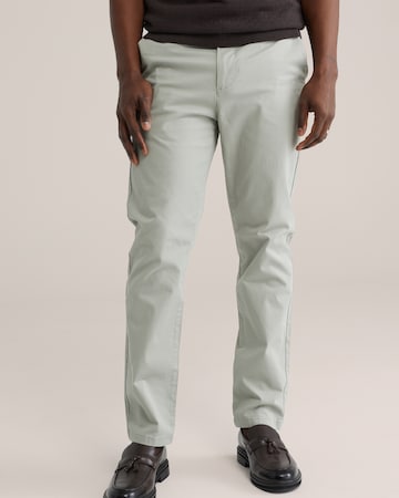 WE Fashion - Regular Calças chino em verde: frente