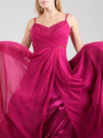 Robe de soirée Vera Mont en rose