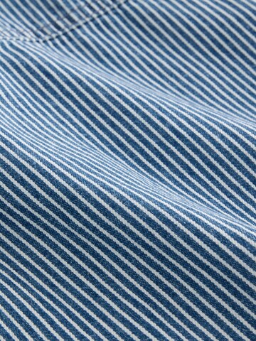 Next Set in Blue