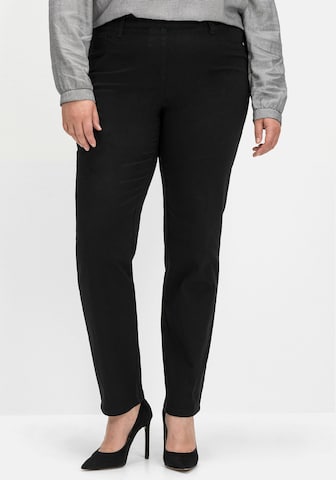 SHEEGO Slimfit Broek in Zwart: voorkant