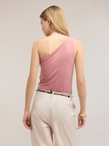 T-shirt MOTIVI en rose