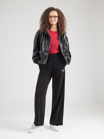 ADIDAS ORIGINALS regular Παντελόνι 'ESS' σε μαύρο