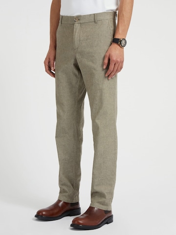 GUESS Slimfit Chino 'Myron Dressy' in Groen: voorkant