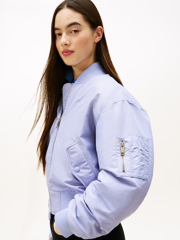 Tommy Jeans Tussenjas 'ESSENTIAL' in Blauw