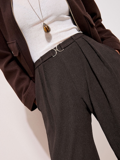 Friends Like These Pleat-front trousers in Chocolate, Item view