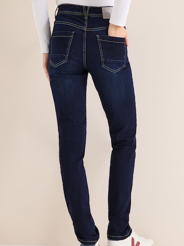 Coupe slim Jean 'Scarlett' CECIL en bleu