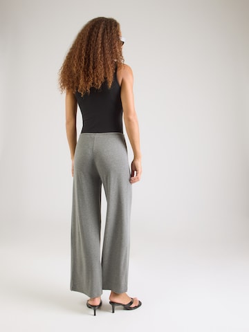 Wide Leg Pantalon 'ONLJUNE' ONLY en gris