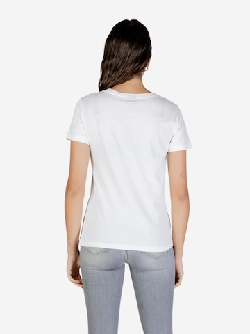 Maglietta 'XW002294 AF17172' di ARMANI EXCHANGE in bianco
