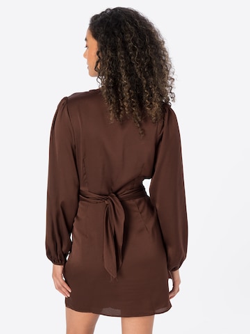 Robe 'Piper' Gina Tricot en marron