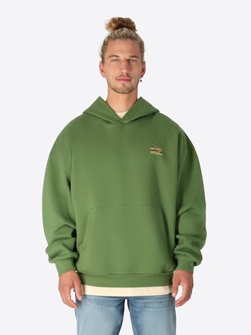 SPITZBUB Sweatshirt 'Green Glow' in Groen: voorkant