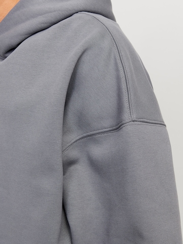 JACK & JONES - Sweatshirt 'JJUrban Edge' em cinzento