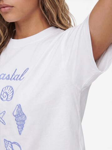 ONLY T-shirt 'ONLANNBEL' i vit