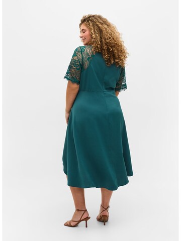 Rochie de cocktail 'Angelina' de la Zizzi pe verde