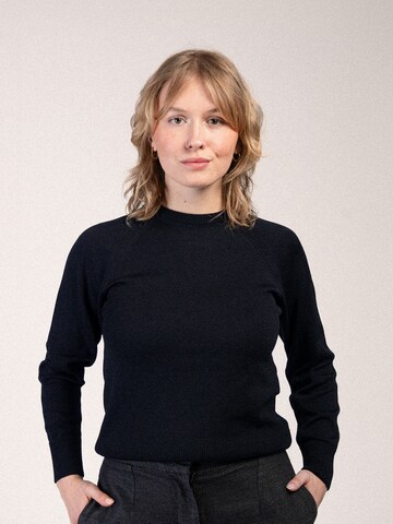 KOPYTO Sweater 'TANUKI' in Black: front