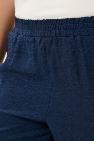 KAFFE CURVE Loose fit Trousers in Blue