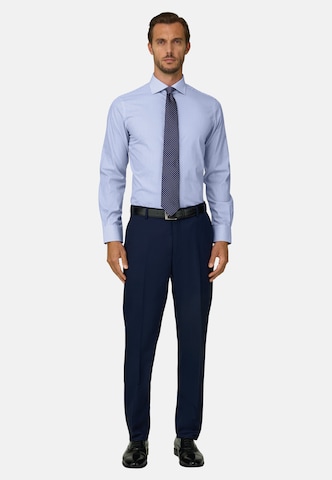 Coupe regular Chemise Boggi Milano en bleu : devant