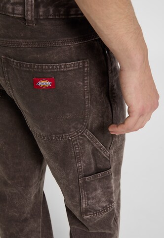 DICKIES Tapered Jeans 'CARPENTER ' in Bruin