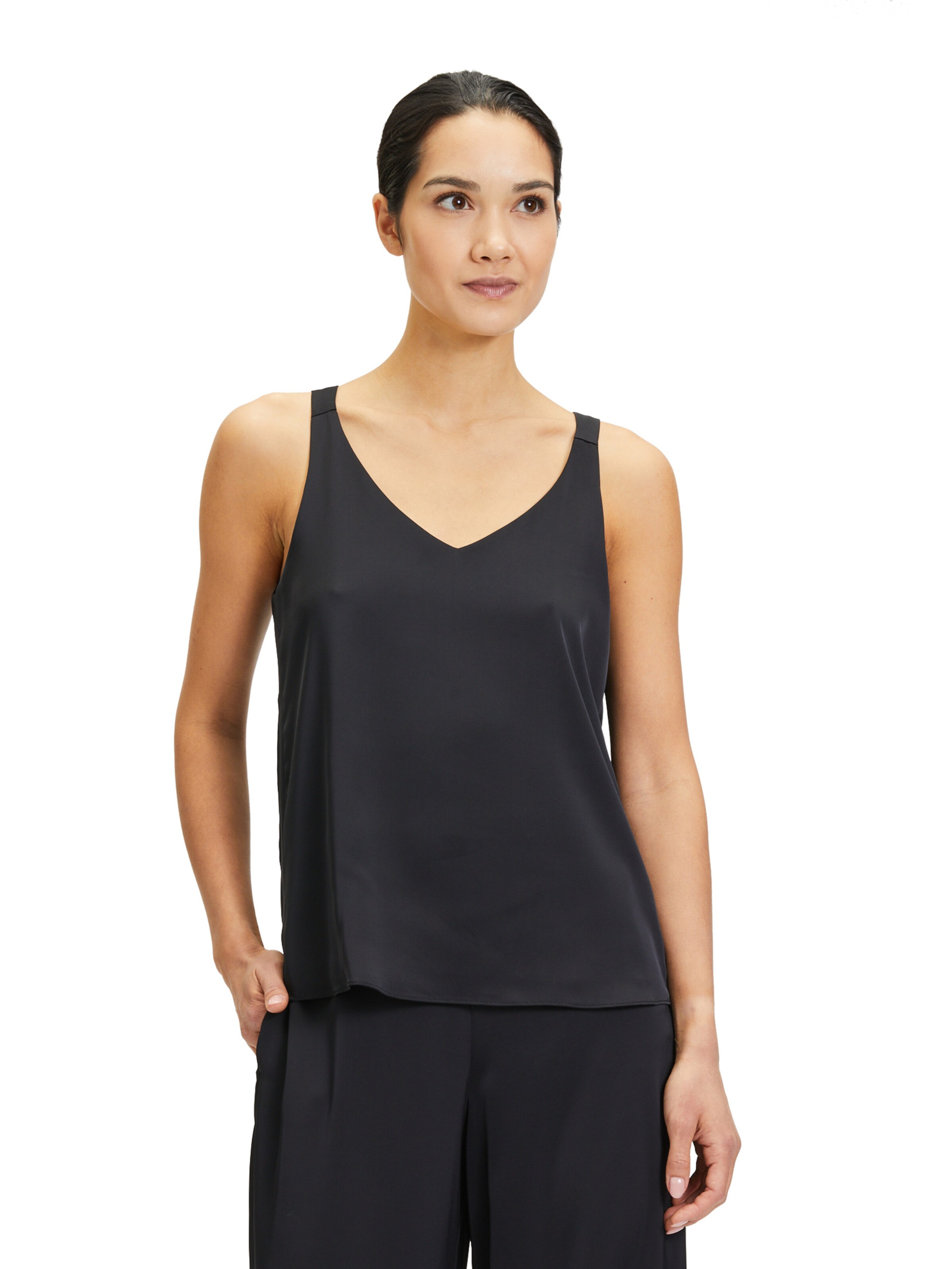 Vera Mont Blouse in Black: front