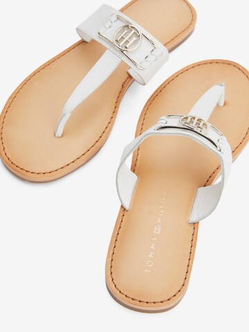 TOMMY HILFIGER Teenslipper in Beige