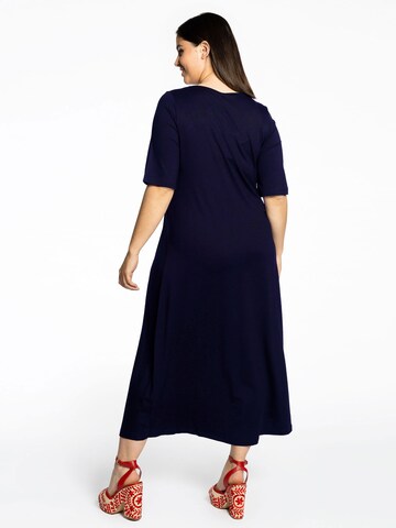 Robe YOEK en bleu