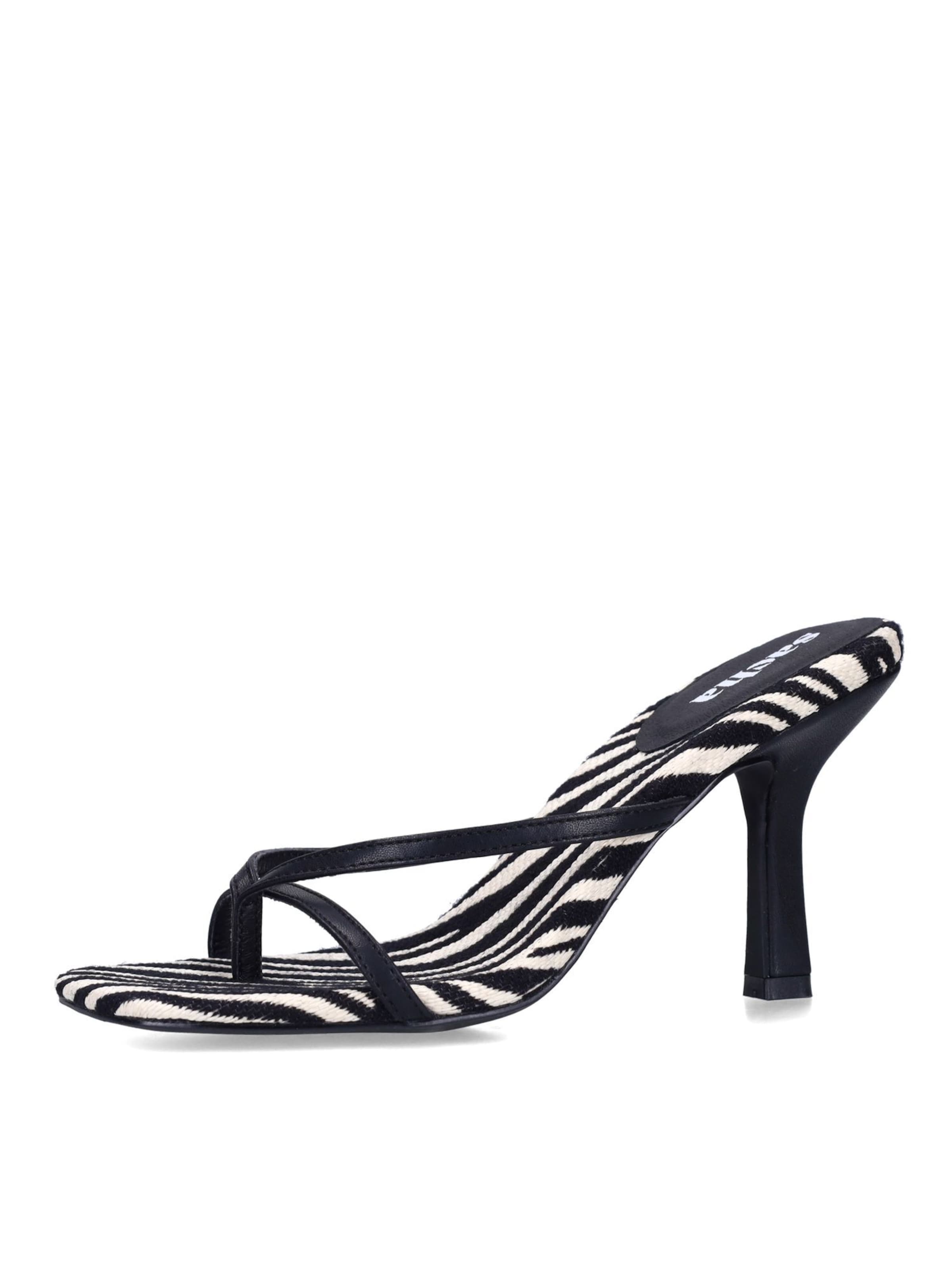 Mule SACHA en noir : devant