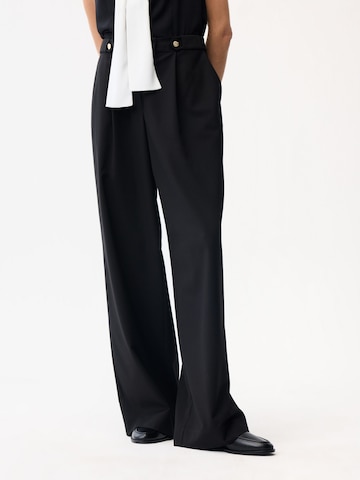 adl Wide leg Pants in Black