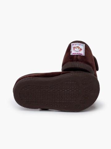 Pisamonas First-Step Shoes in Brown