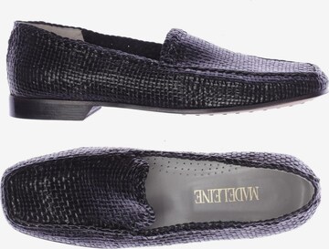 Madeleine Flats & Loafers in 41 in Black: front
