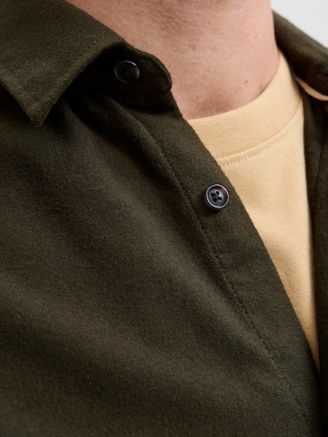 Regular fit Cămașă 'JJJAMES' de la JACK & JONES pe verde