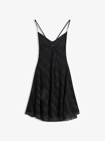 Bershka Jurk in Zwart