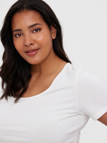 Vero Moda Curve T-Shirt 'PAXI' in Weiß