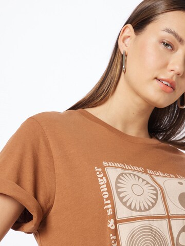 T-shirt Cotton On en marron