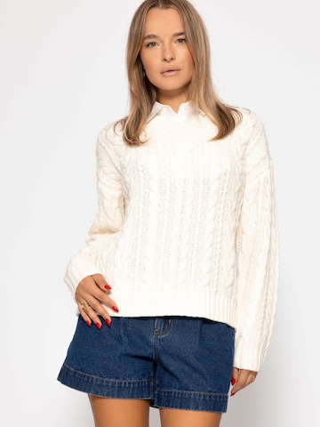 SASSYCLASSY Sweater in White