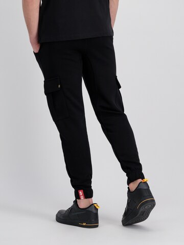 ALPHA INDUSTRIES Конический (Tapered) Брюки-карго в Черный