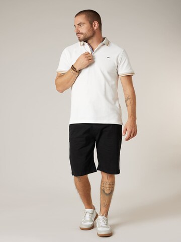 T-Shirt 'Kaelen' Deeluxe en blanc