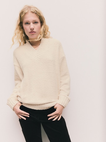 Next Πουλόβερ σε μπεζ: μπροστά