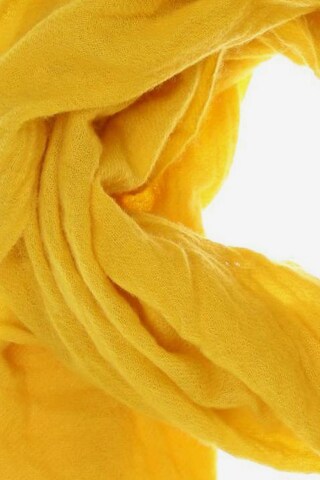 UNIQLO Scarf & Wrap in One size in Yellow