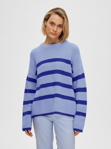 Pull-over 'BLOOMIE' SELECTED FEMME en bleu : devant