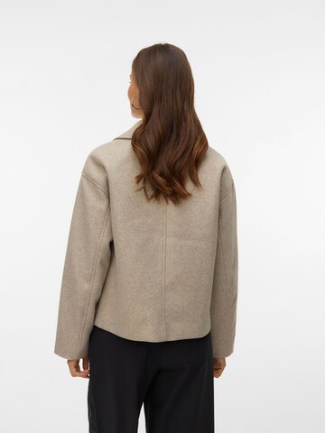 Veste mi-saison 'VMVinceline' VERO MODA en beige