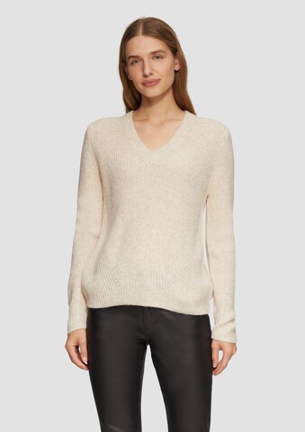 s.Oliver Sweater in Beige: front