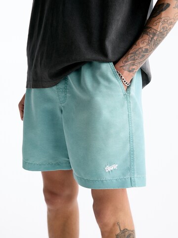 Pull&Bear Badshorts i grön