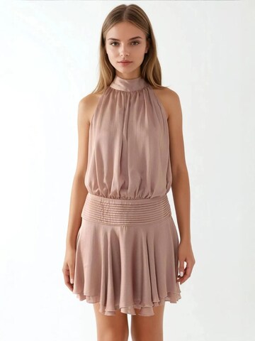 Hiccup Cocktail dress in Pink