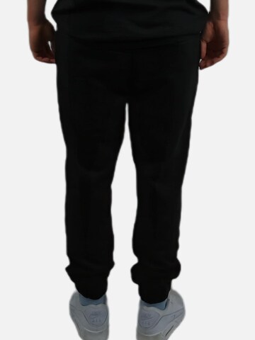 HEFTYKA Regular Sporthose‌ in Schwarz