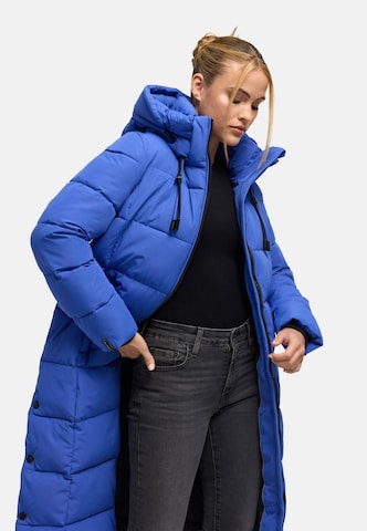 Cappotto funzionale 'Nadeshikoo XVI' di MARIKOO in blu