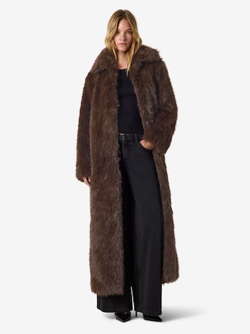 Noisy may Winter coat in Brown: front