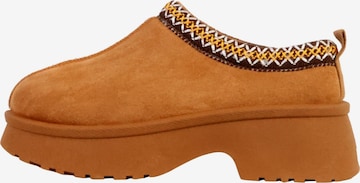 Super Mode Clogs 'Supermodische Clogs zum Hineinschlüpfen' in Brown: front