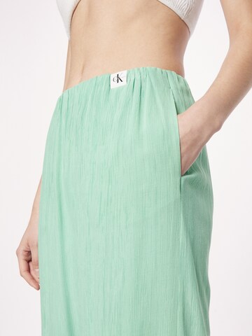 Wide leg Pantaloni di Calvin Klein Jeans in verde