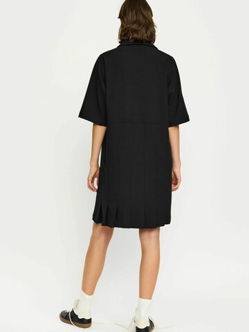 Soft Rebels Puseromekko ' Vilja ' värissä musta