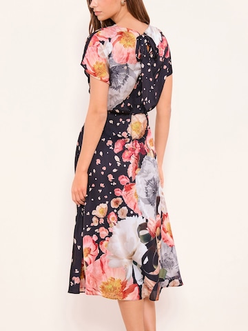 Lipsy Kleid in Schwarz