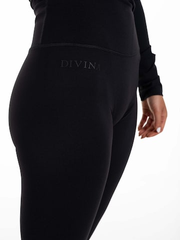 Slimfit Pantaloni sportivi 'Athleisure' di Divina in nero
